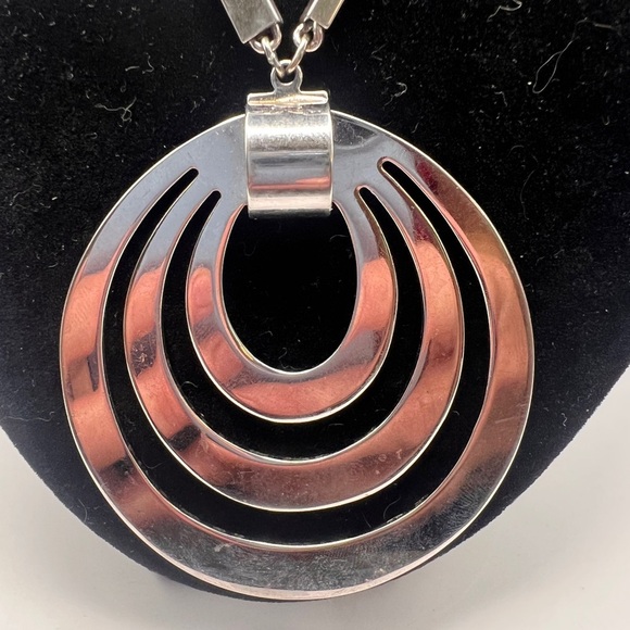 Vintage Monet Tournee' Silver tone Box Chain Necklace - Picture 3 of 10